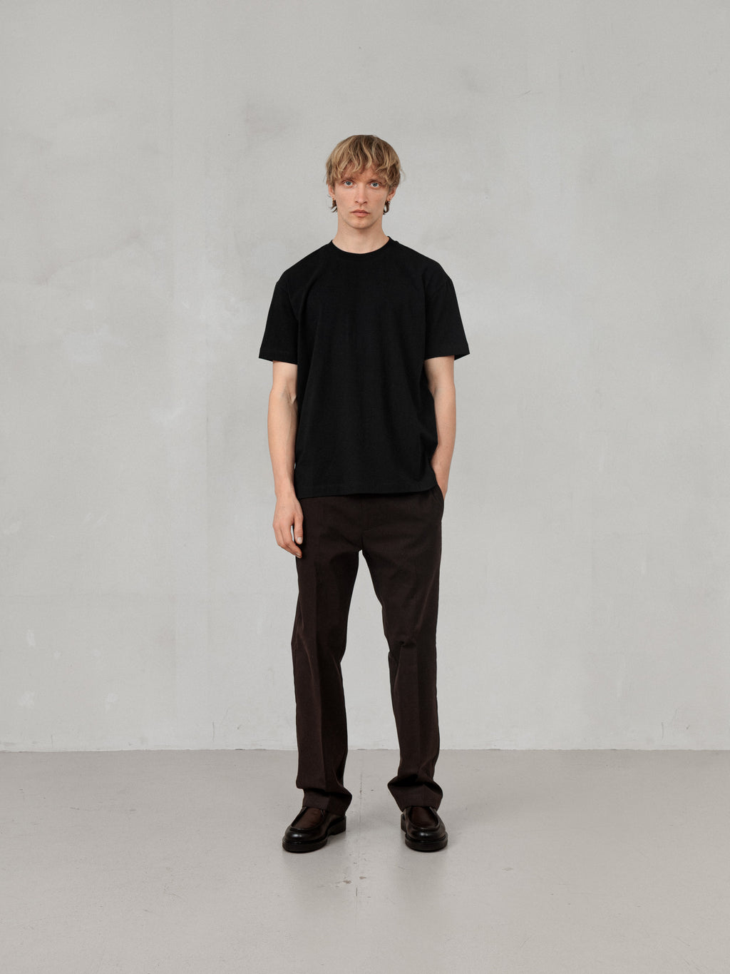 Black Simple T-shirt